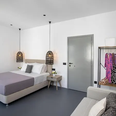 Daire Alexandros Suites, Mykonos Town, With Shared Rooftop Terrace *
