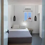 Alexandros Suites, Mykonos Town, With Shared Rooftop Terrace Appartement