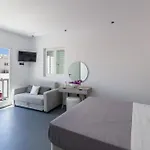 Alexandros Suites, Mykonos Town, With Shared Rooftop Terrace Appartamento Mykonos Town